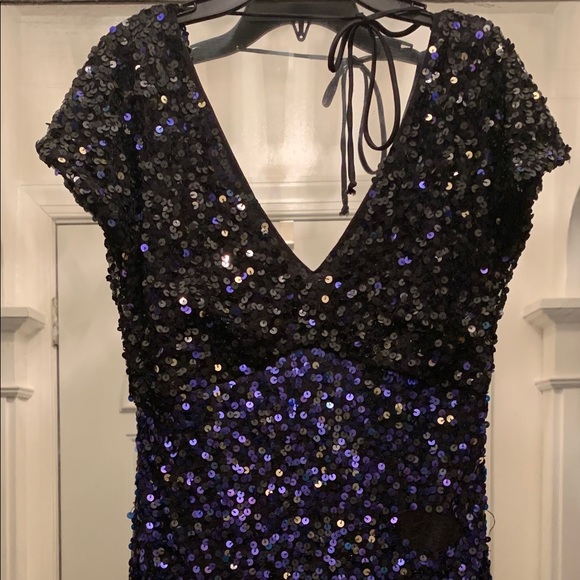 Dresses & Skirts - ArdenB navy & gold dress needs repaired at bottom